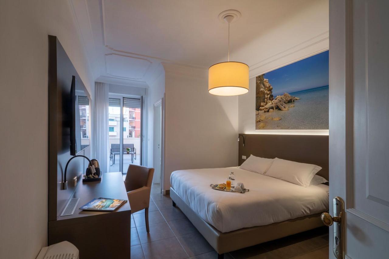 Hotel Delle Palme Лечче Экстерьер фото