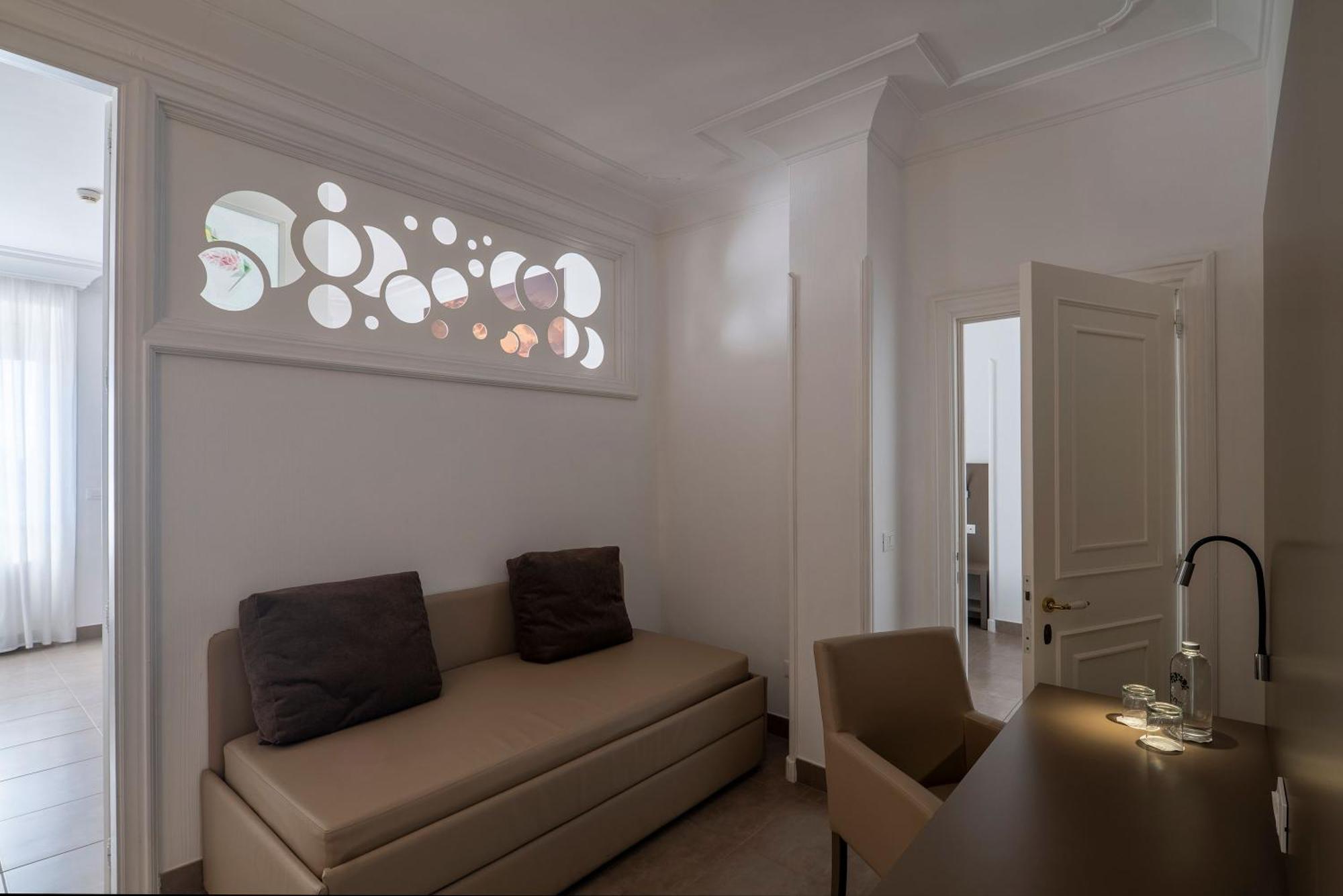 Hotel Delle Palme Лечче Экстерьер фото