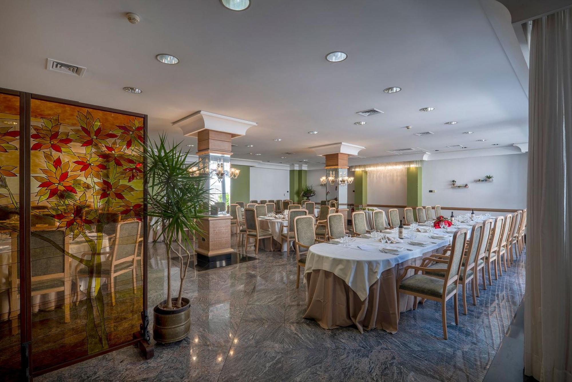 Hotel Delle Palme Лечче Экстерьер фото